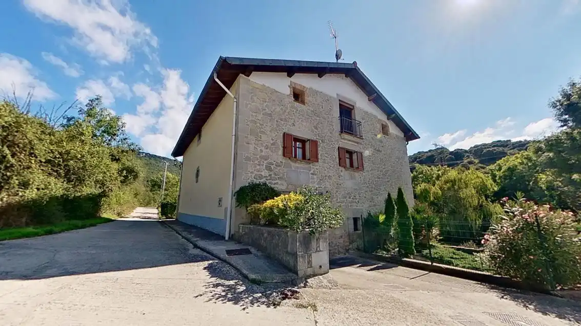 Exterior view of Houses for sale in Arakil  with Private garden, Terrace and Furnished