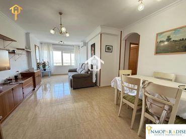 Piso con ascensor en venta en Calle del Pintor Pedro Camacho