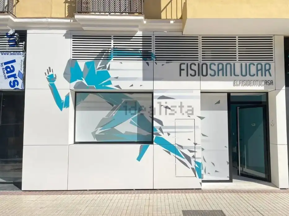 Locale commerciale in affitto a Avenida quinto centenario 92
