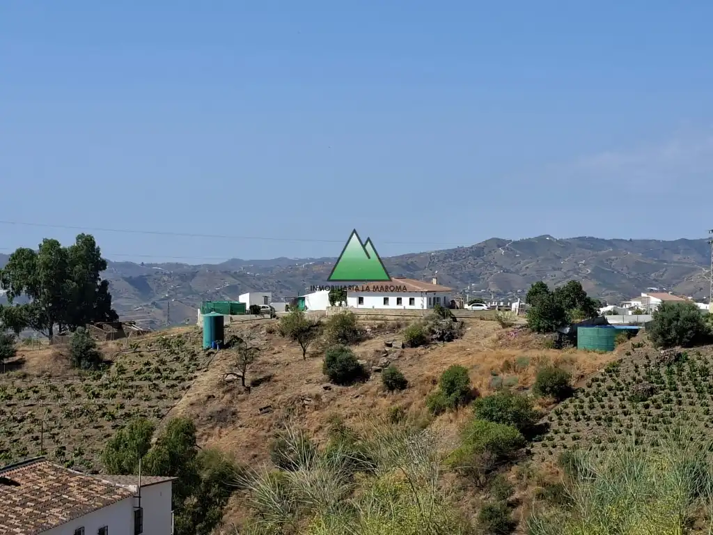 Finca rústica en venda a Carretera Almachar-Velez (Triana) (Triana-Zorrilla, Norte - Barrio del Pilar - El Reñidero