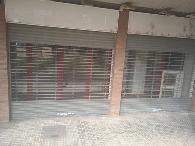 Local comercial en Alquiler en C/ Plaça de les Nines en Nord-Oest - Can Noguera