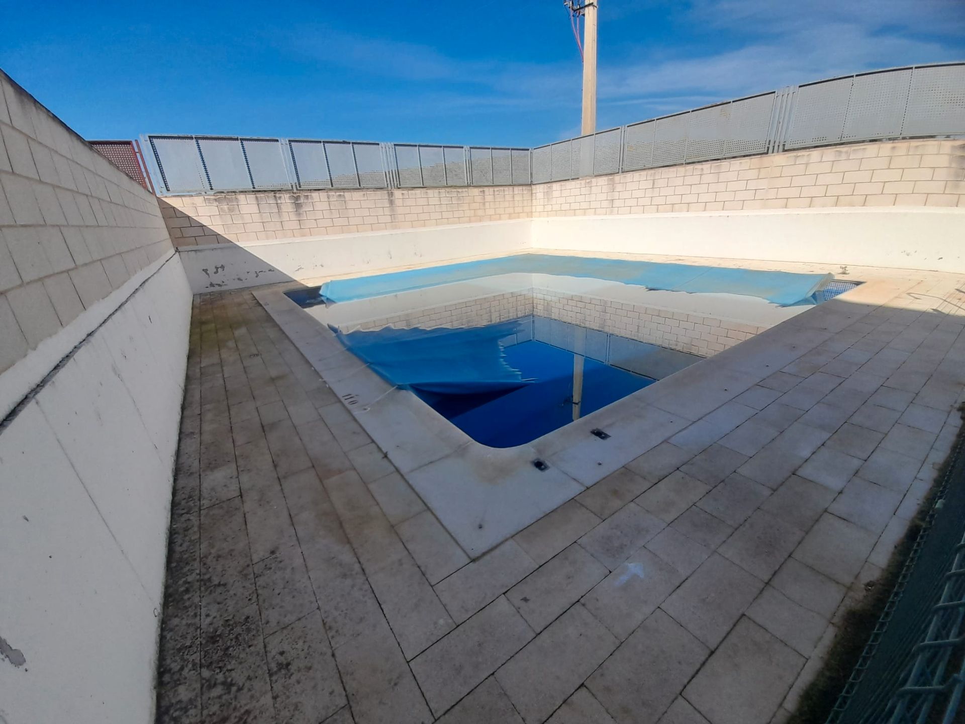 Wohnung zum Verkauf in Calle Victoria Kent, PAU 2-600