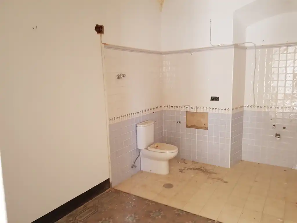 Badezimmer von Gebäude zum Verkauf in Ribera del Fresno