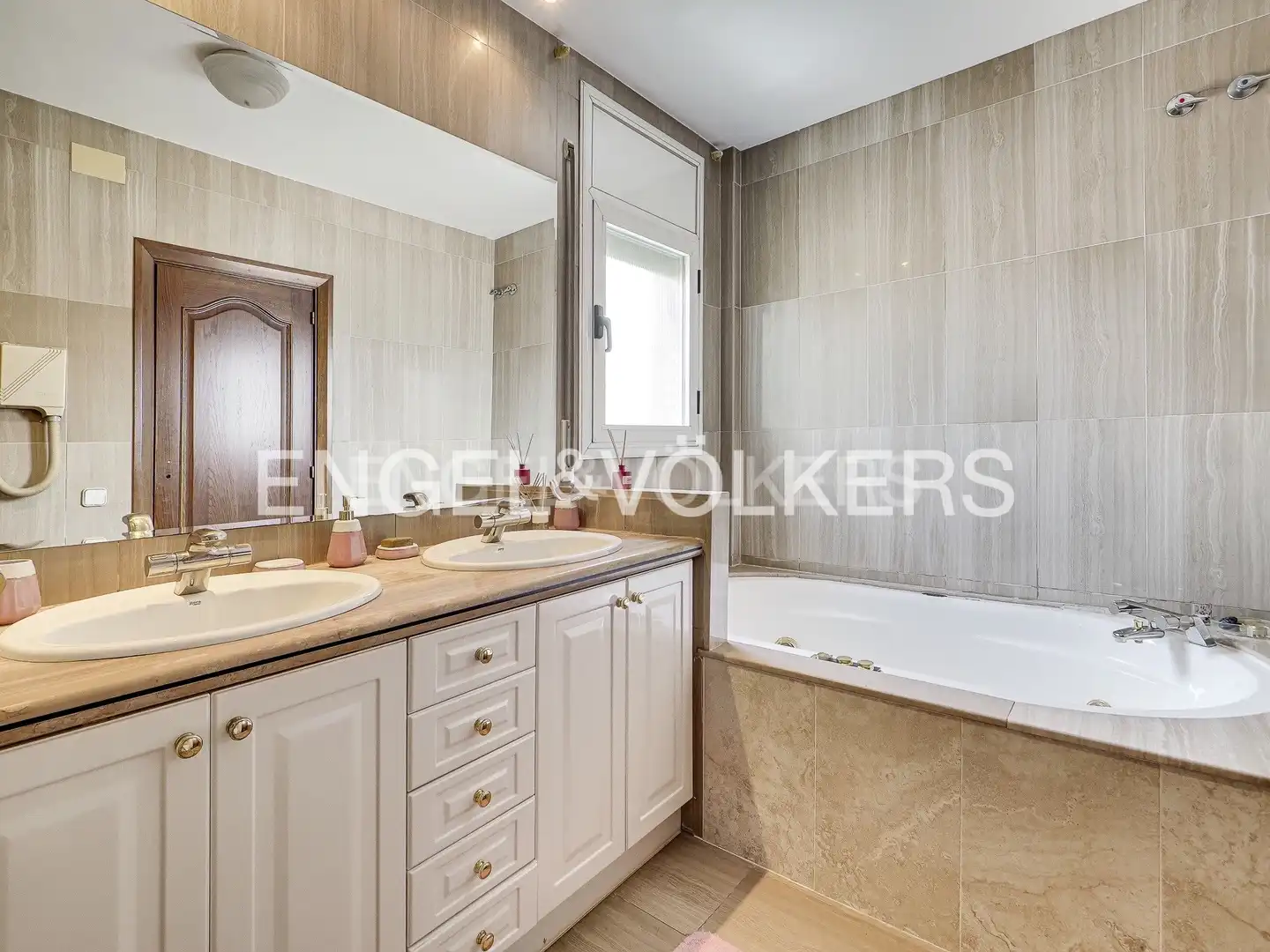 Casa amb terrassa en venda a Serraparera, imagen 70