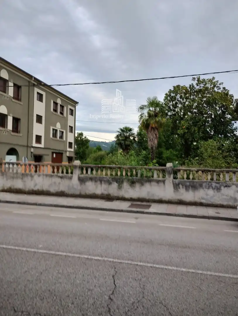 Vista exterior de Piso en venta en Langreo