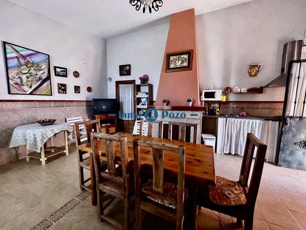 Chalet con piscina en venta en Almendralejo, imagen 10