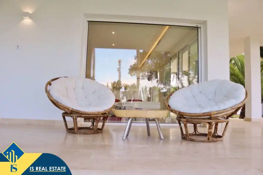 Terrassa de Casa o xalet en venda en Alicante / Alacant amb Terrassa, Moblat i Piscina comunitària