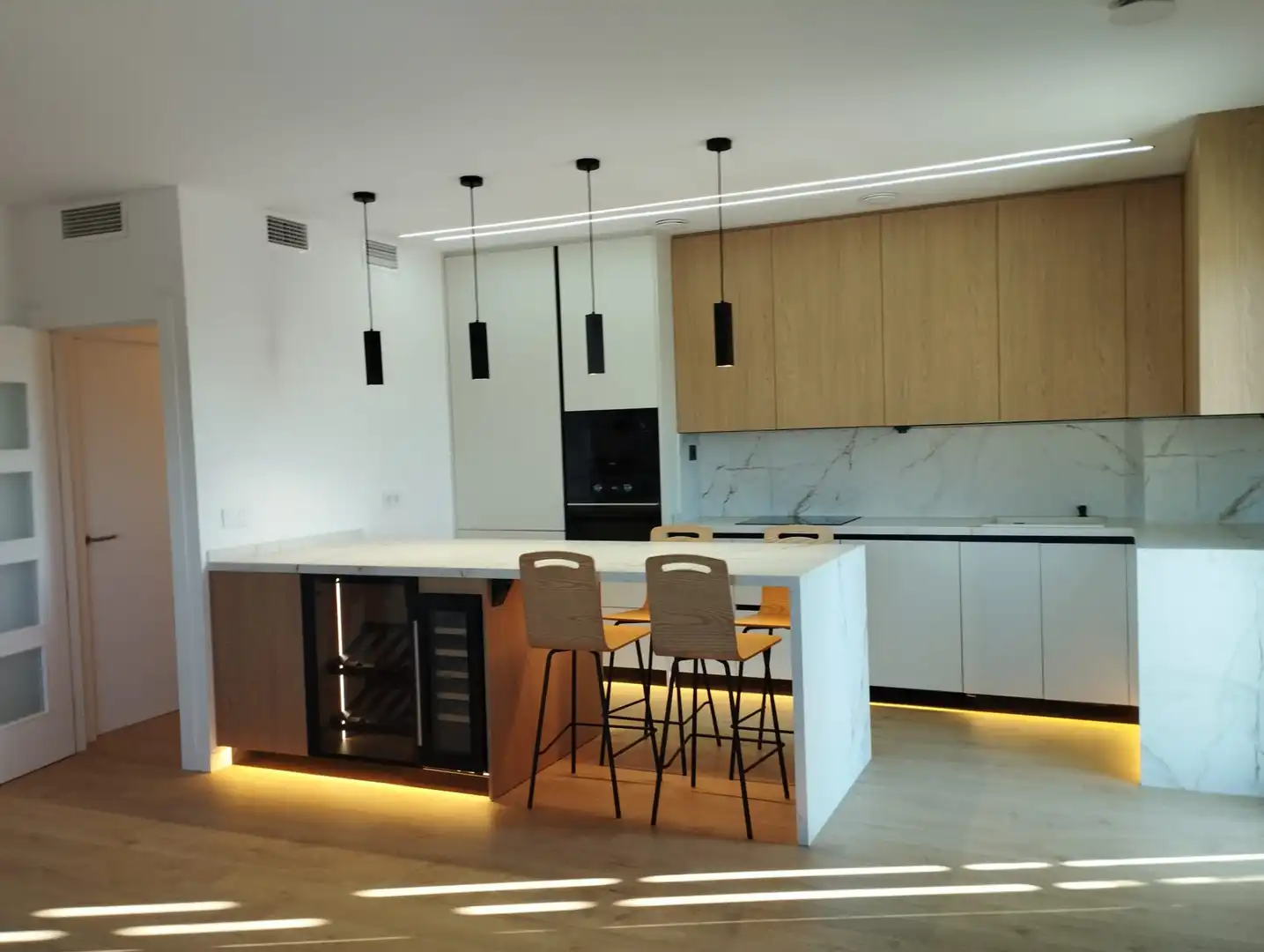 Kitchen of Attic for rent in Granada  with Air Conditioner, Heating and Storage room