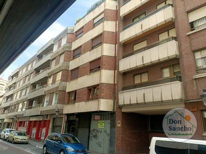 Vista exterior de Pis en venda en Valladolid Capital amb Calefacció