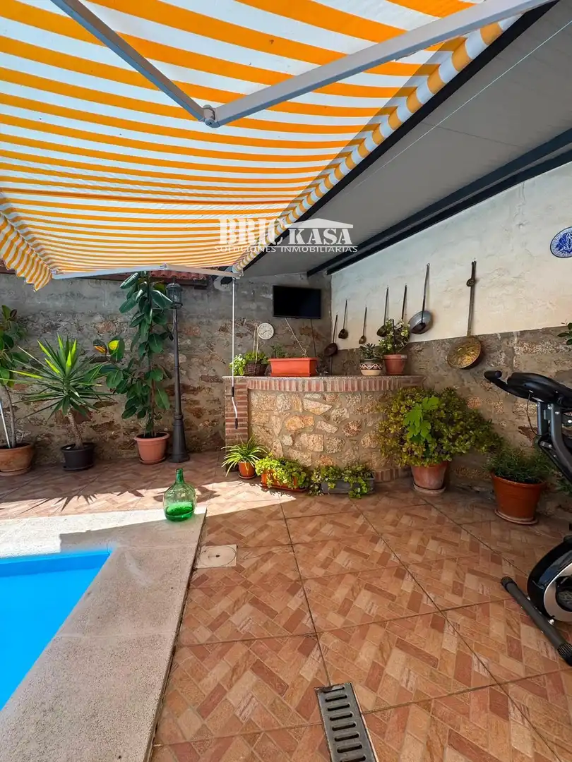 Terraza de Casa o chalet en venta en Torre de Santa María con Aire acondicionado, Calefacción y Trastero