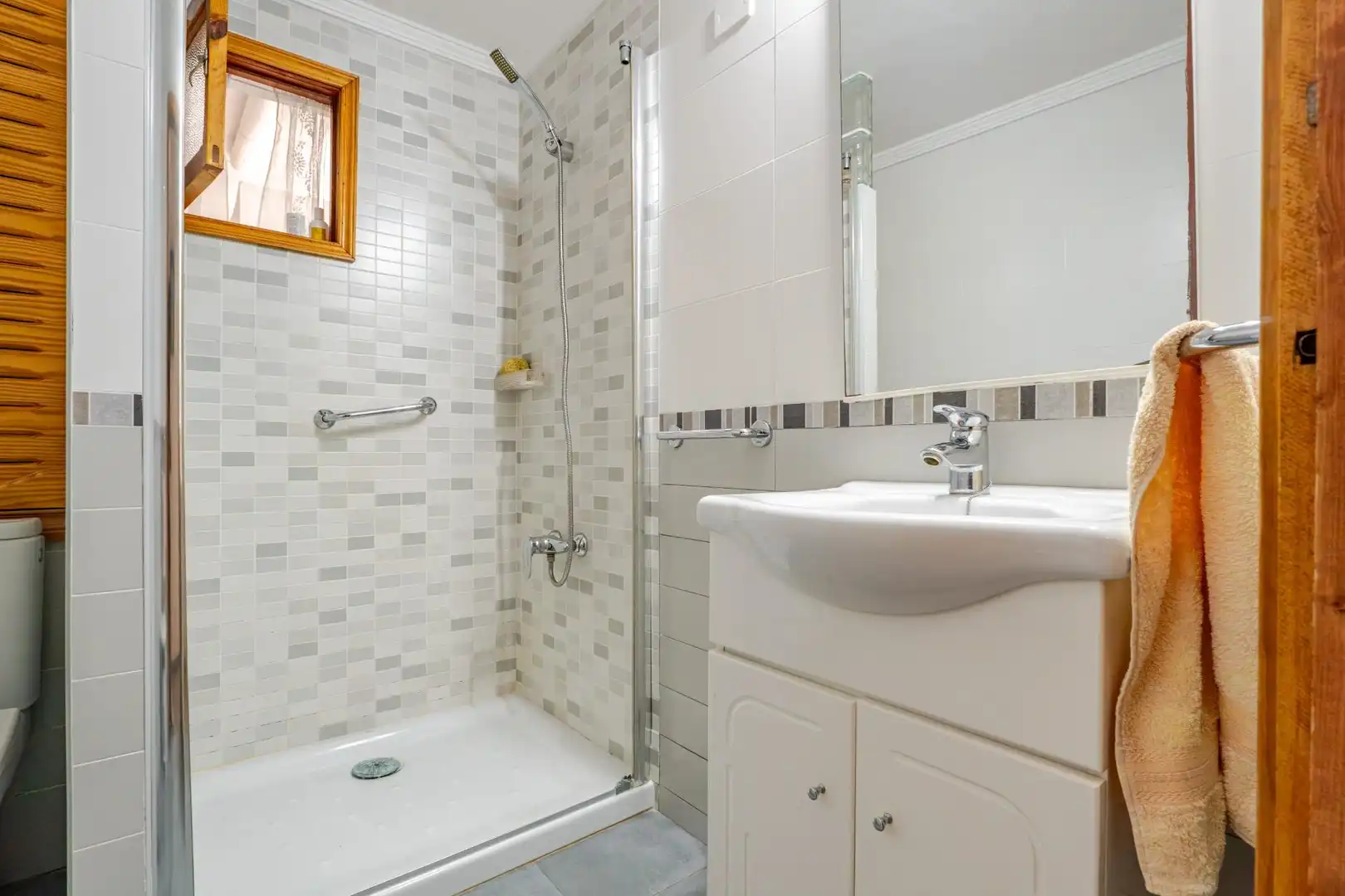 Bathroom of Houses for sale in Arucas