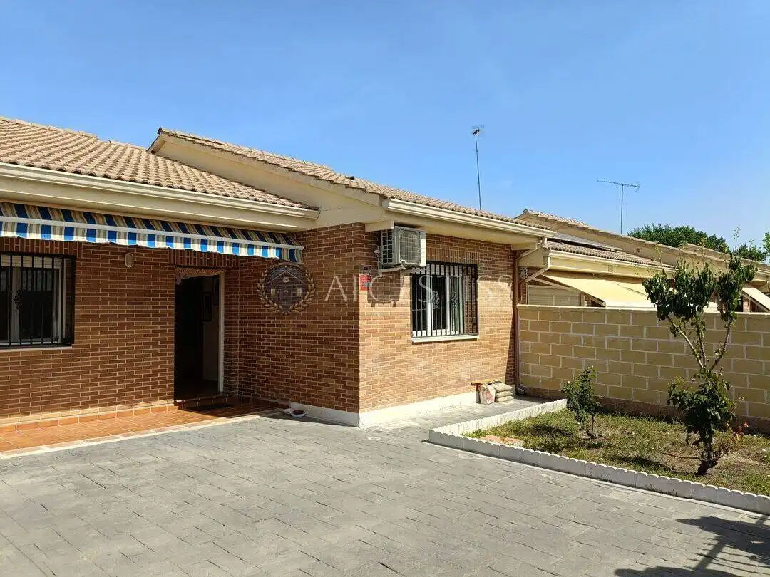 Adossat amb jardí en venda a Méntrida, imagen 8