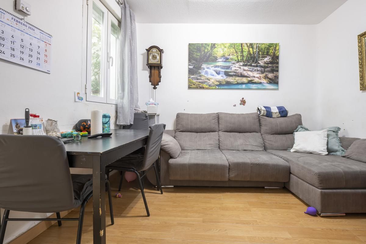 Sala de estar de Planta baja en venta en  Madrid Capital con Calefacción, Terraza y Balcón