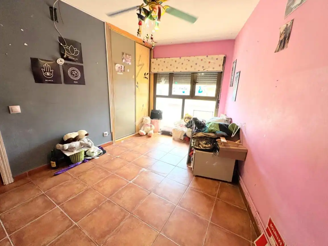 Habitación de Casa adosada en venta en Torrelaguna