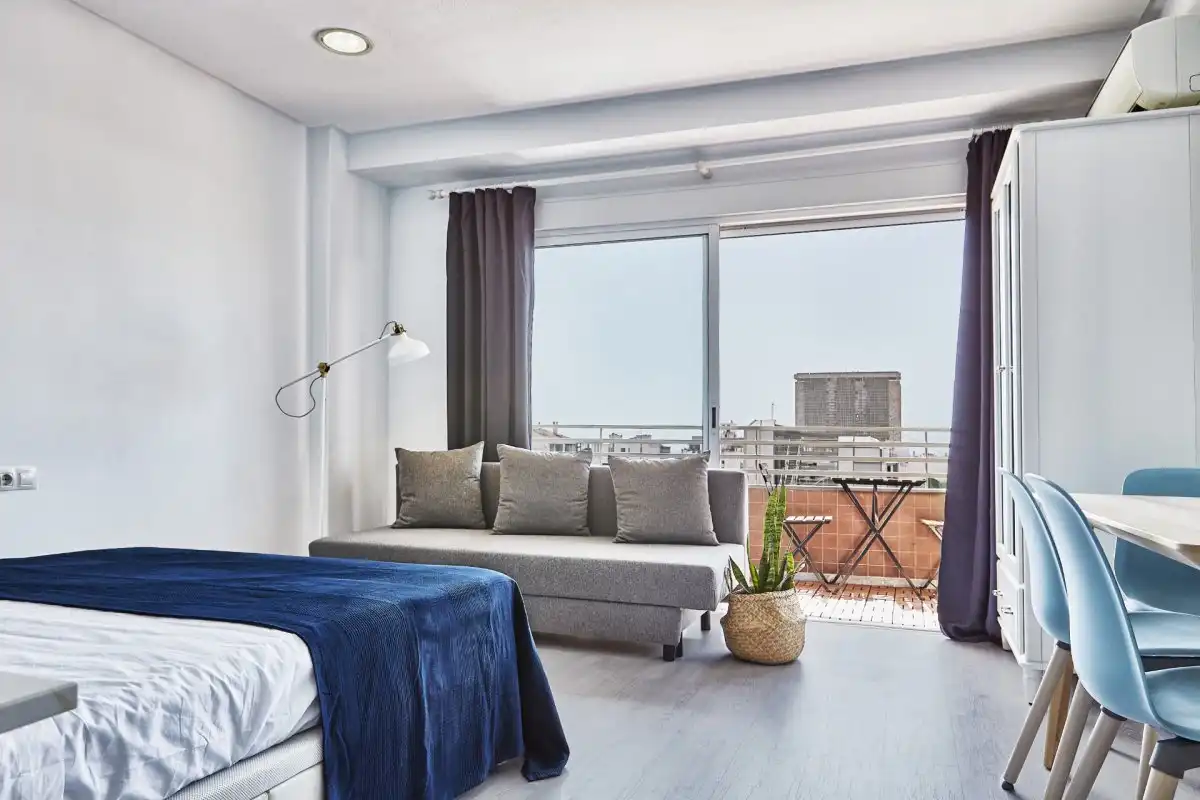 Apartamento de alquiler en Calle poeta vila y blanco, Ensanche - Diputación