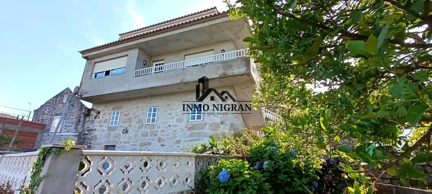 Vista exterior de Casa o chalet en venta en Baiona con Calefacción y Balcón