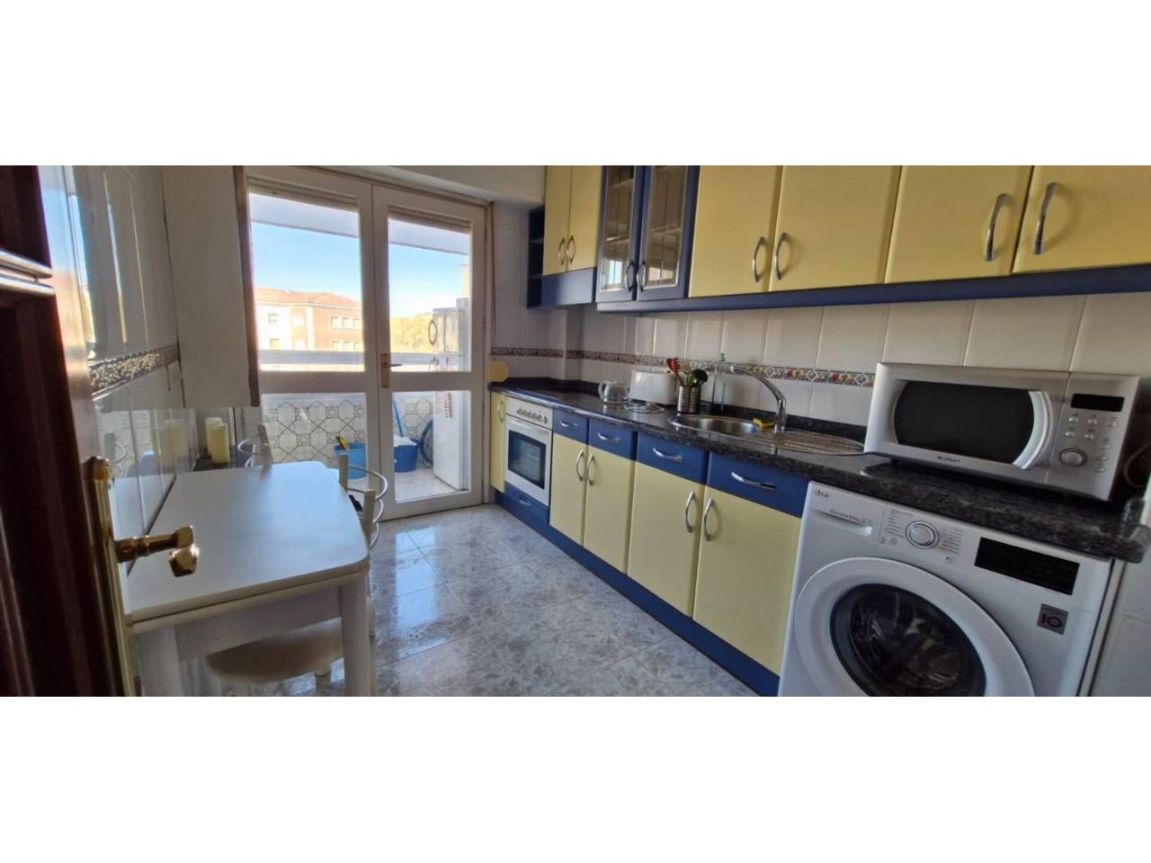 Kitchen of Flat to rent in Palencia Capital  with Heating, Terrace and Furnished