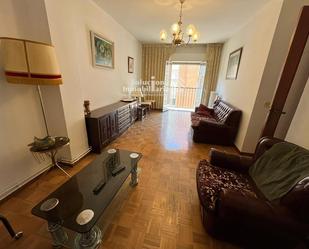 Living room of Flat for sale in Salamanca Capital  with Terrace