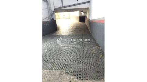 Foto 5 von Garage zur Miete in Calle Guifré, Progrés - Pep Ventura, Badalona