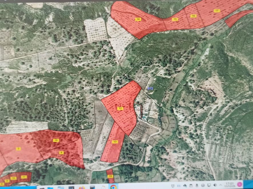 Land for sale in Villar del Arzobispo