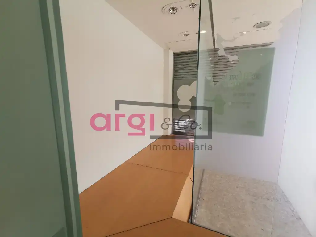 Local comercial de lloguer a La Roureda, imagen 11