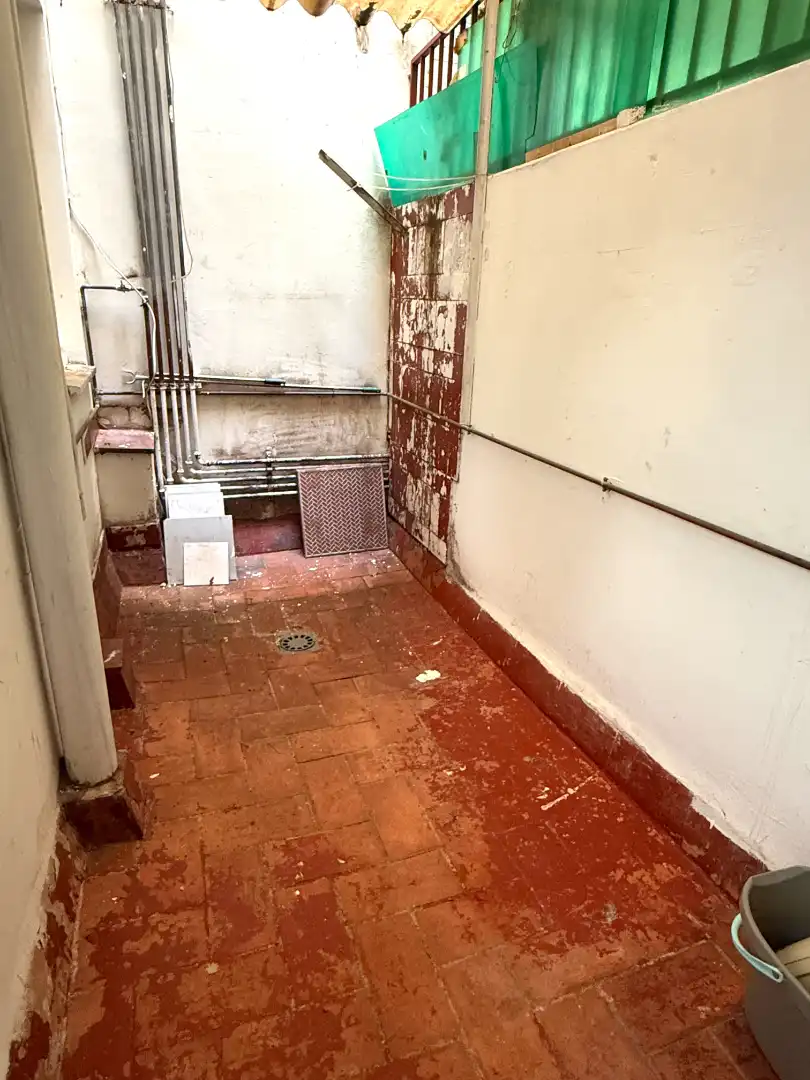 Wohnung zum Verkauf in Barcelona mit Parkett und Alarm
