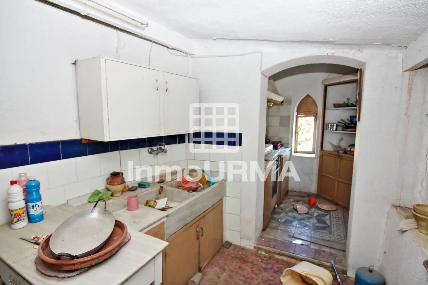 Cuina de Casa o xalet en venda en Elda amb Jardí privat