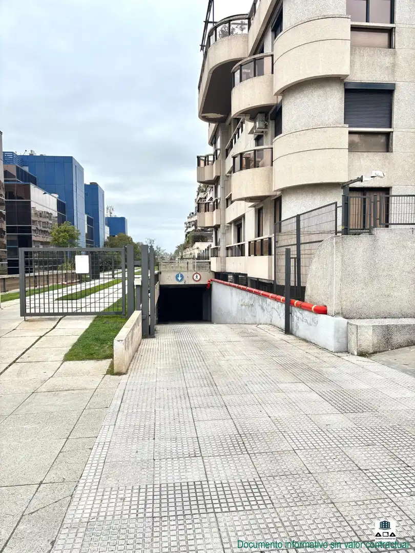 Parking of Garage for sale in Madrid