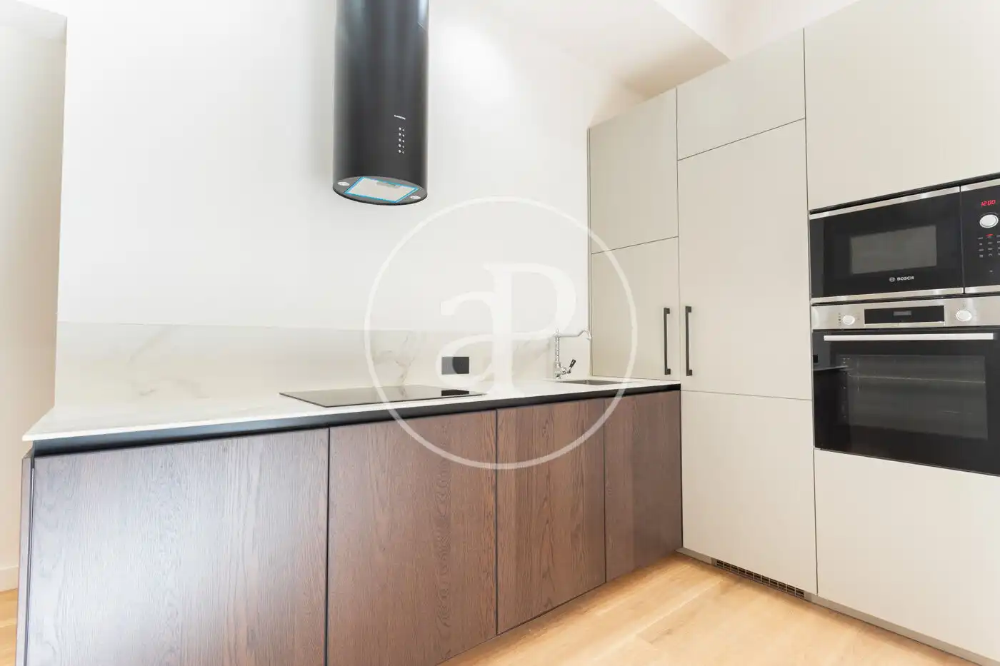 Cocina de Piso en venta en Barcelona con Aire acondicionado, Calefacción y Balcón
