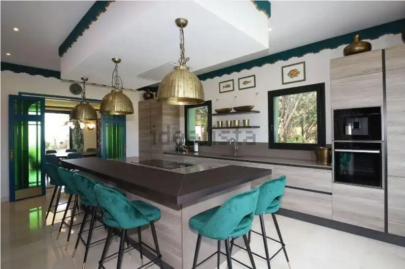 Cocina de Casa o chalet de alquiler en Estepona con Aire acondicionado, Jardín privado y Terraza