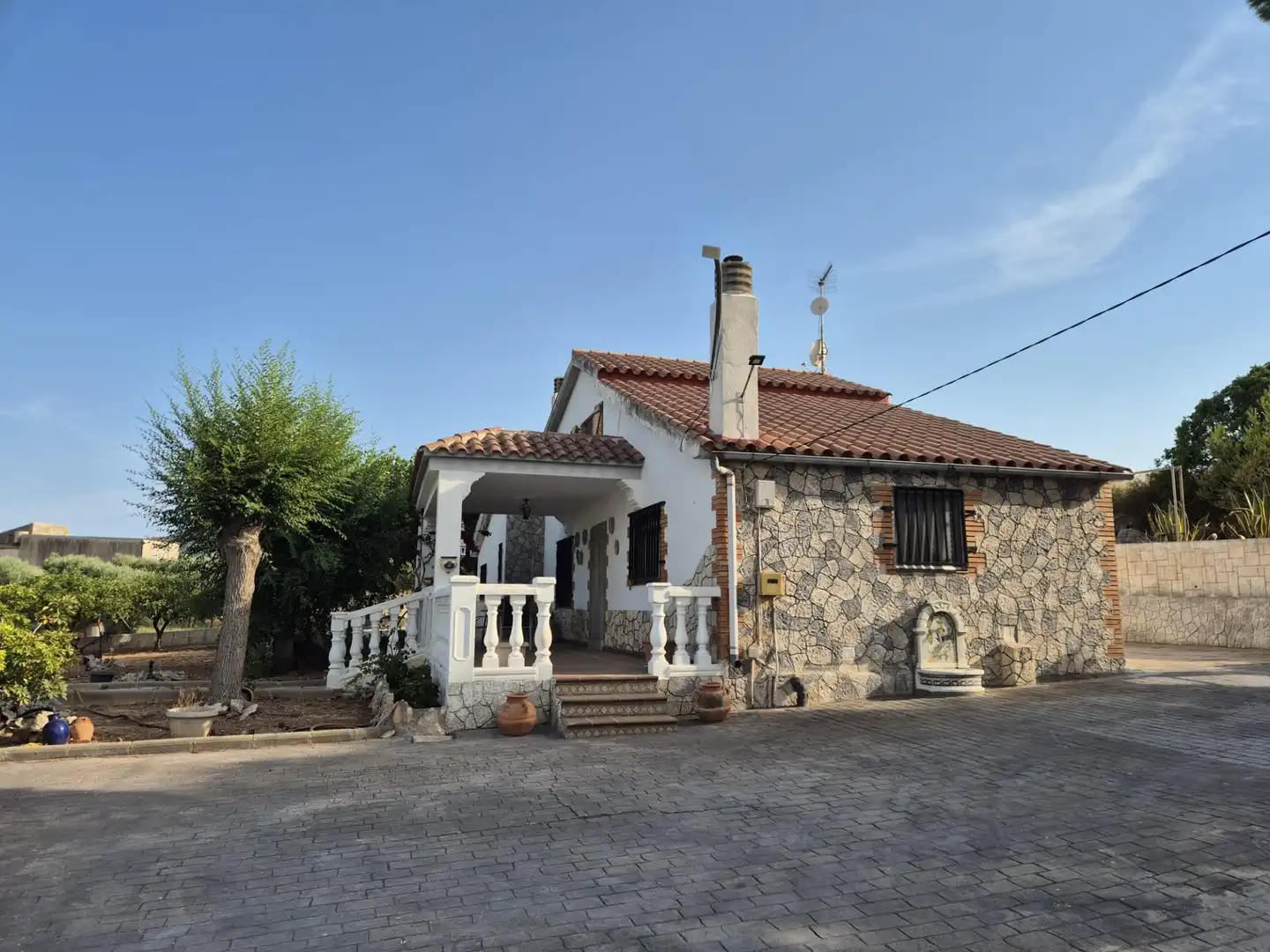 Vista exterior de Finca rústica en venda en Amposta amb Aire condicionat, Calefacció i Jardí privat