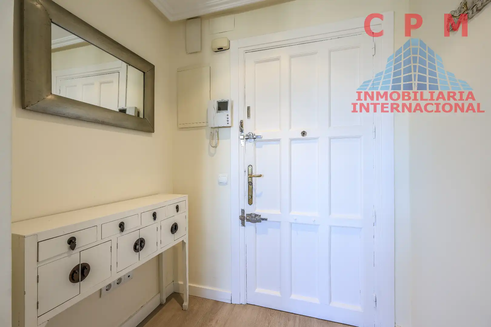 Attic for rent in Madrid  with Air Conditioner, Heating and Parquet flooring