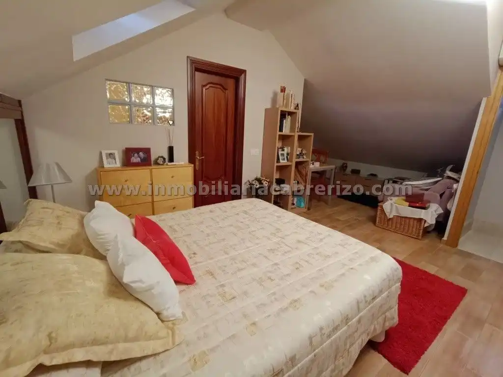 Detached homes for sale in N/A, Portillejo - Valdegastea