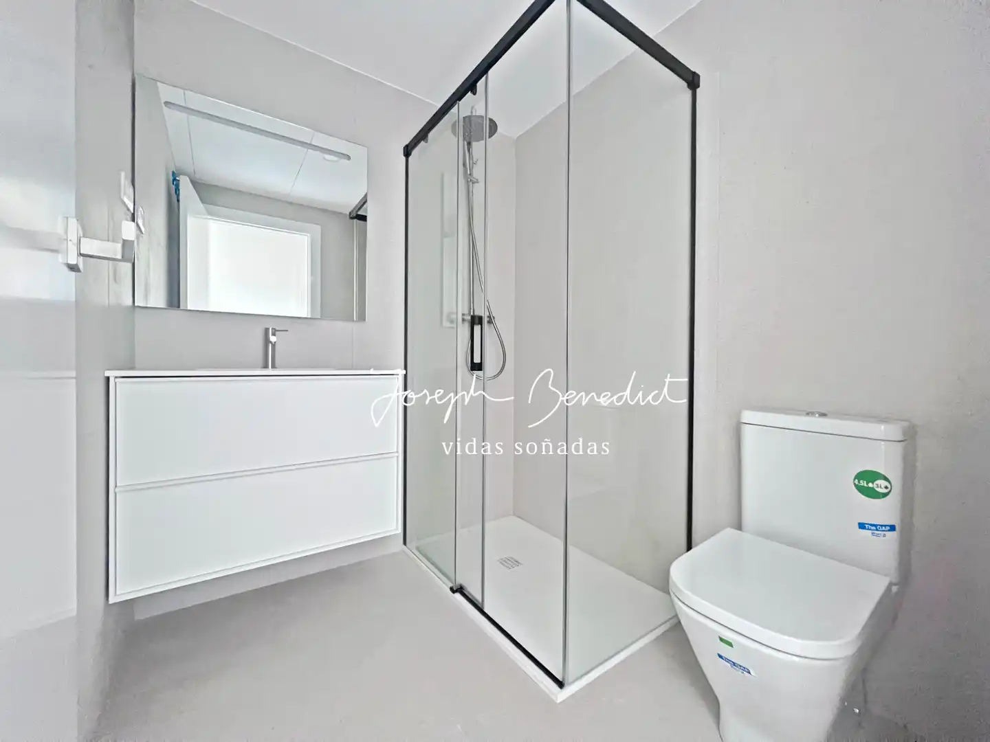 Baño de Ático en venta en Gavà con Aire acondicionado, Calefacción y Parquet