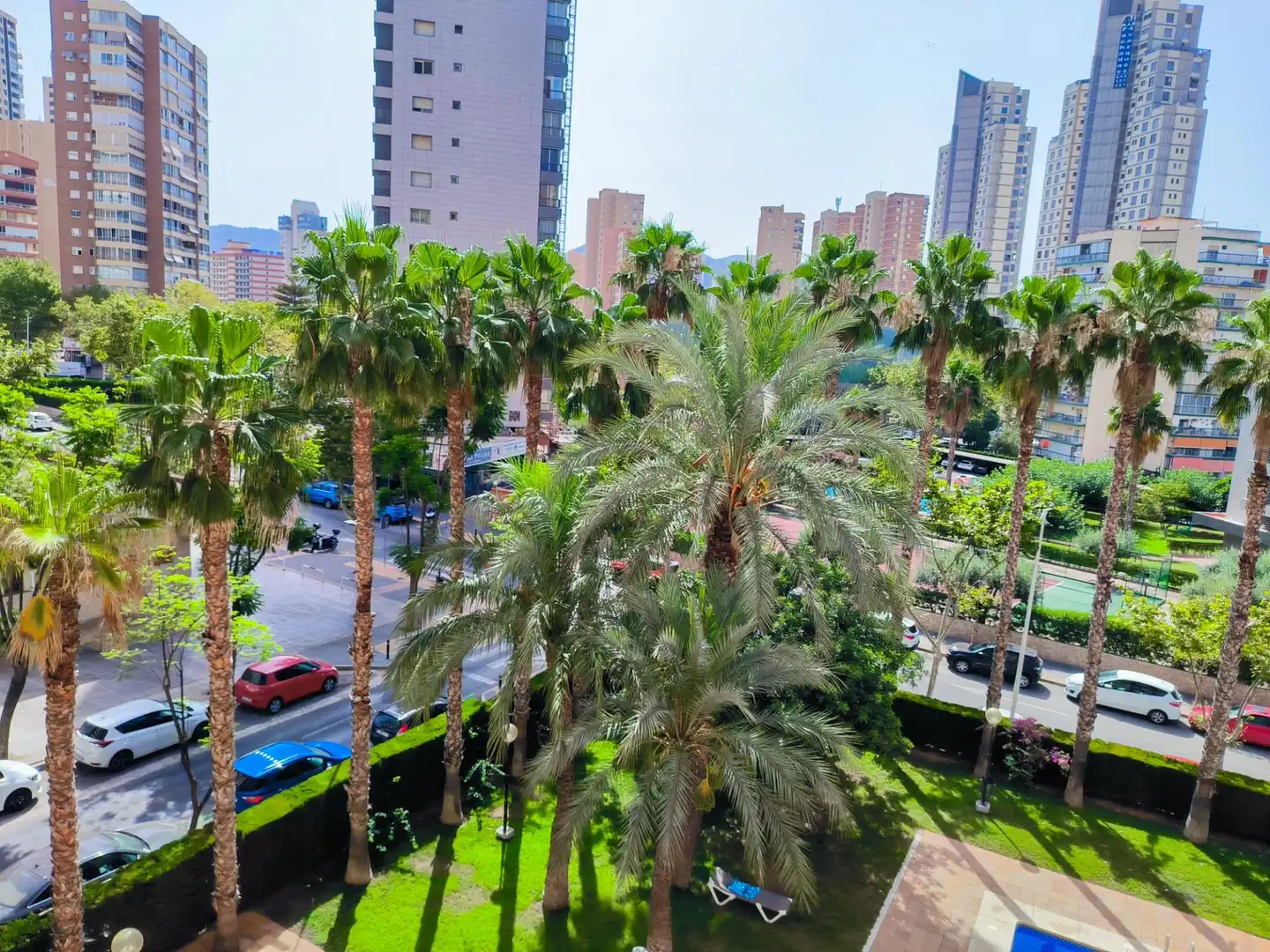 Vista exterior de Apartament en venda en Benidorm amb Calefacció, Moblat i Piscina comunitària