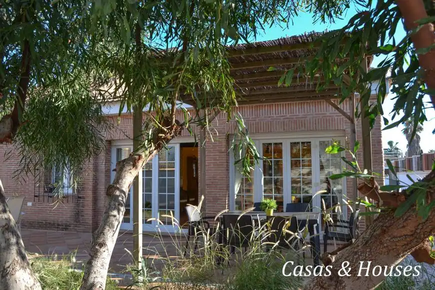 Jardí de Casa o xalet en venda en La Manga del Mar Menor amb Jardí privat, Terrassa i Moblat
