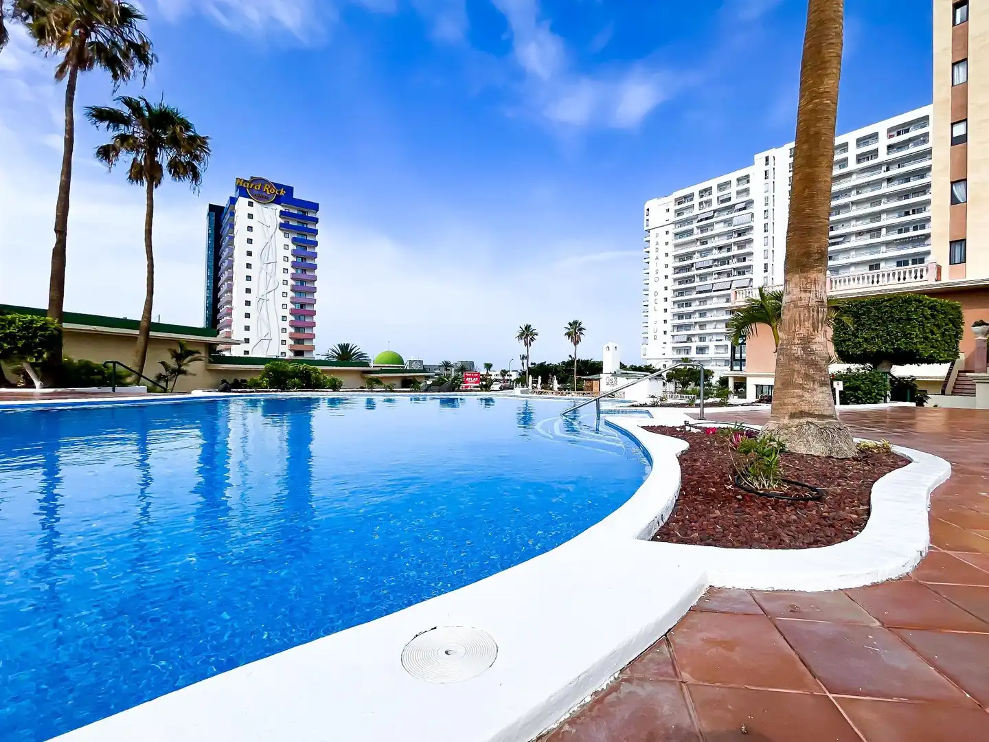Piscina de Apartament en venda en Adeje amb Terrassa, Moblat i Piscina comunitària