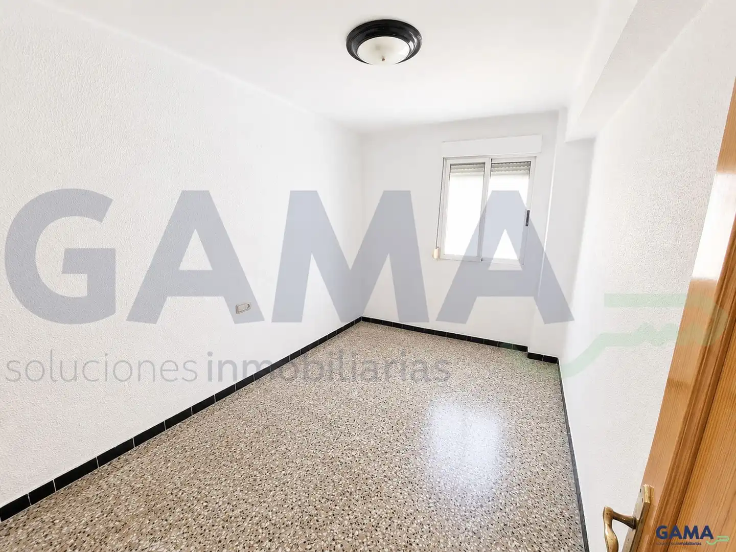 Habitación de Ático en venta en Alzira con Aire acondicionado