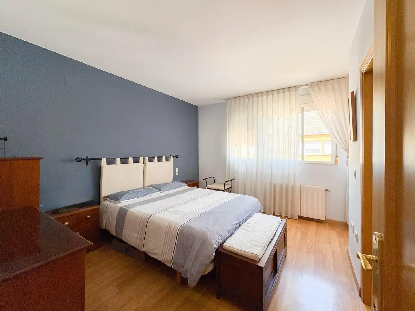 Habitación de Casa adosada en venta en Bétera con Aire acondicionado, Calefacción y Terraza