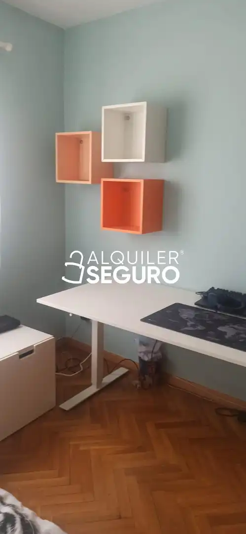 Flat for rent in Madrid  with Heating