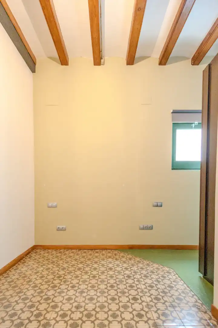 Piso en venta en Barcelona con Aire acondicionado, Calefacción y Horno