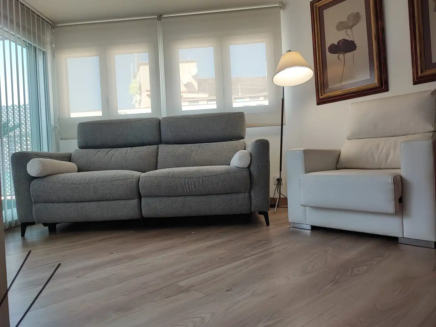Wohnzimmer von Dachboden zum Verkauf in Tarragona mit Klimaanlage, Heizung und Parkett