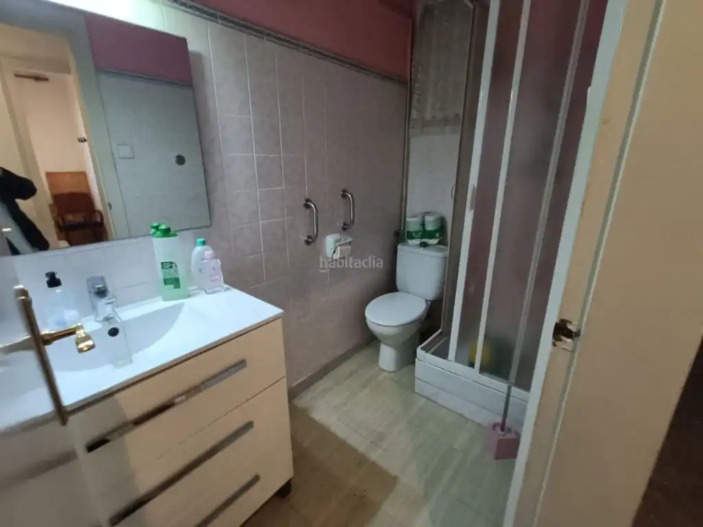 Bany de Pis en venda en Rubí