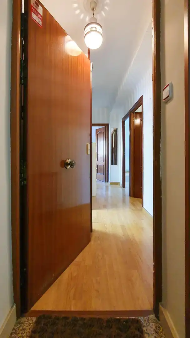 Piso en venta en Madrid con Calefacción, Terraza y Amueblado