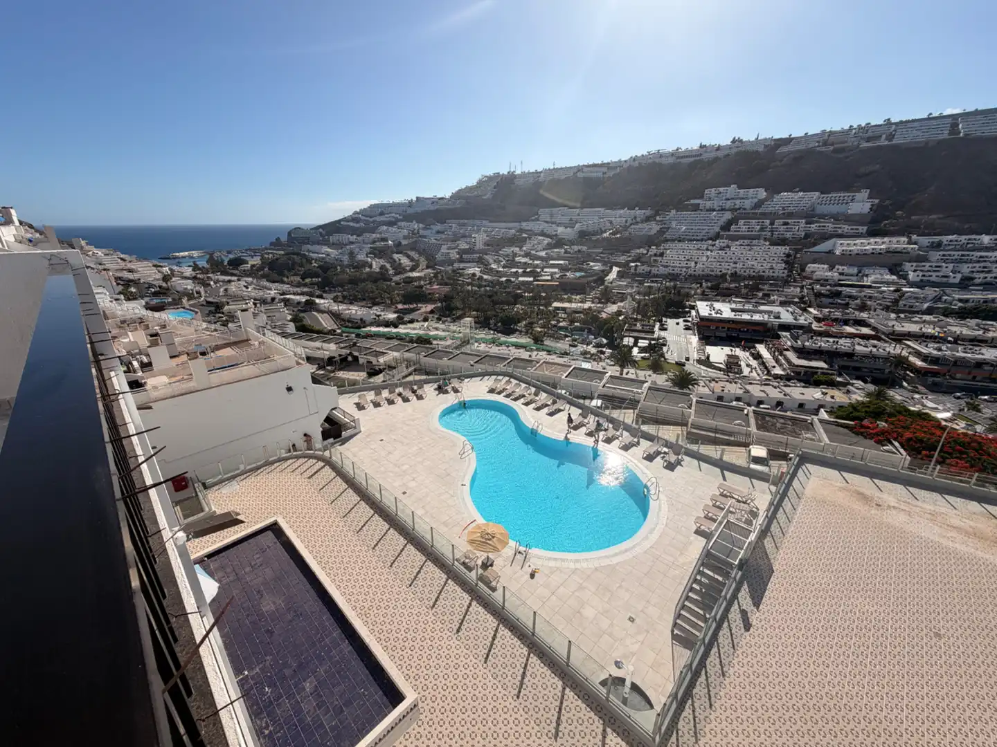 Piscina de Apartament en venda en Mogán amb Aire condicionat, Terrassa i Moblat