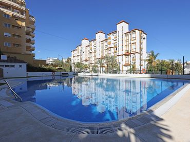 Apartament amb piscina de lloguer a Estepona Pueblo