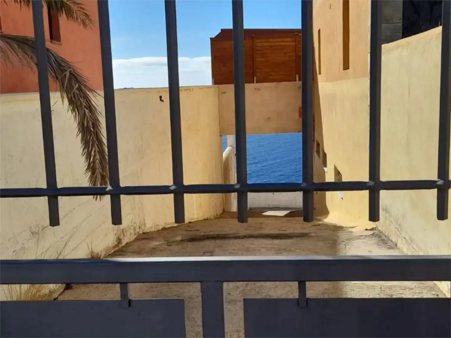 Terraza de Local en venta en El Rosario
