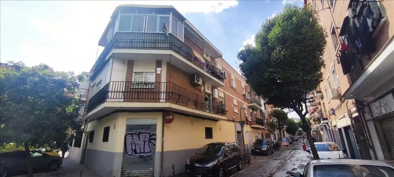 Vista exterior de Piso en venta en Madrid