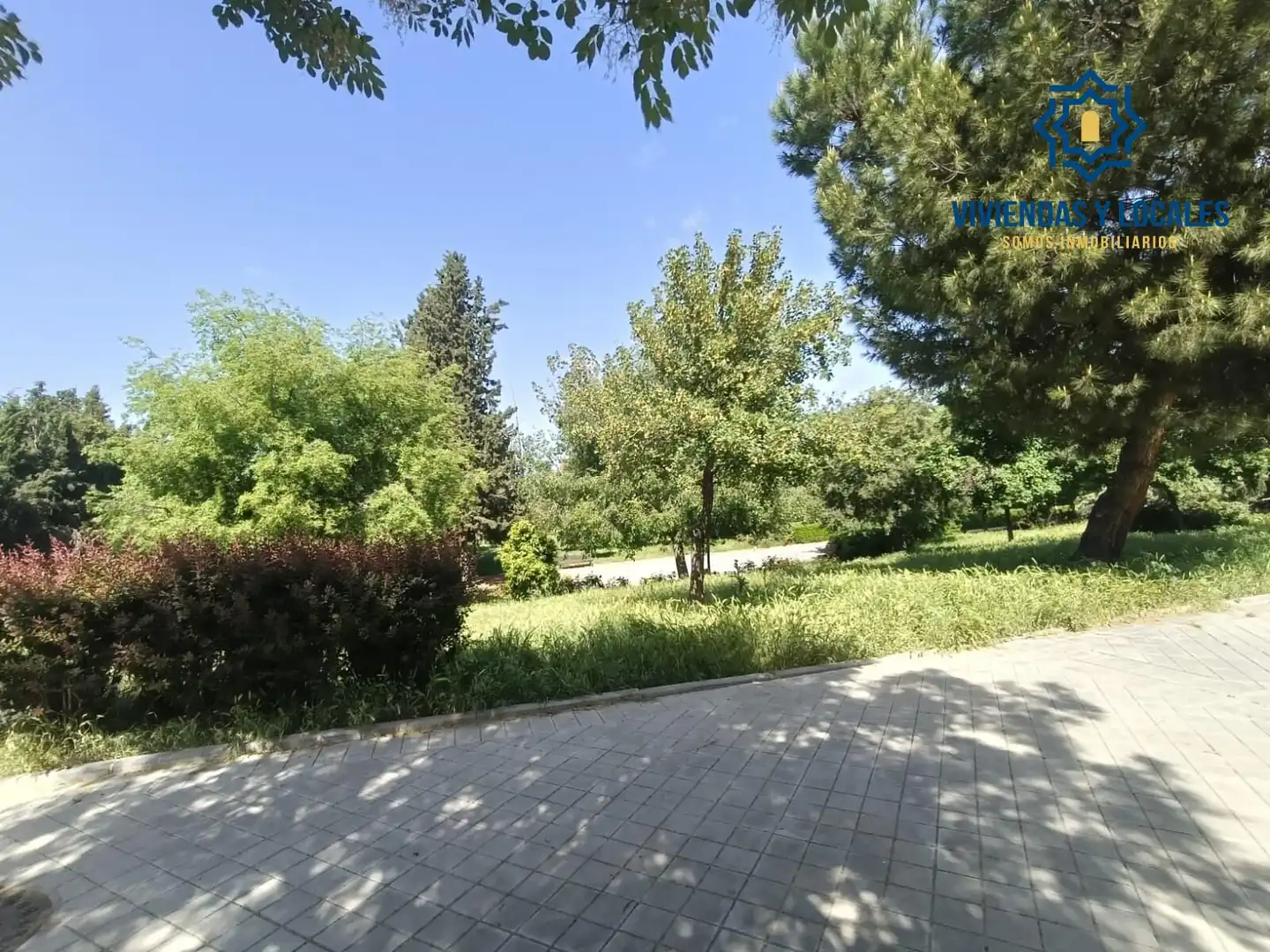 Flat for rent in Granada  with Air Conditioner, Heating and Furnished