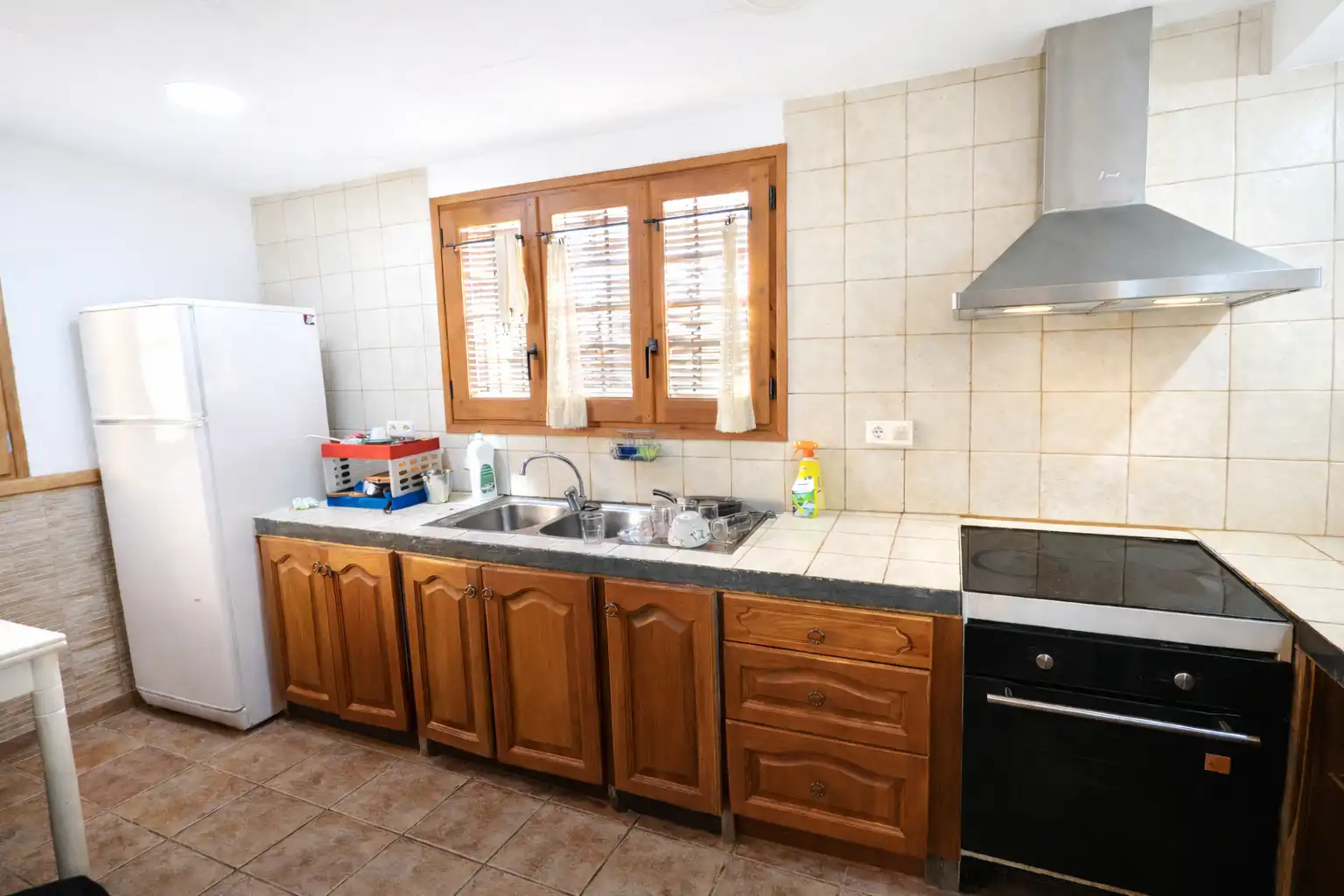 Cuina de Finca rústica en venda en Fraga amb Aire condicionat, Jardí privat i Terrassa